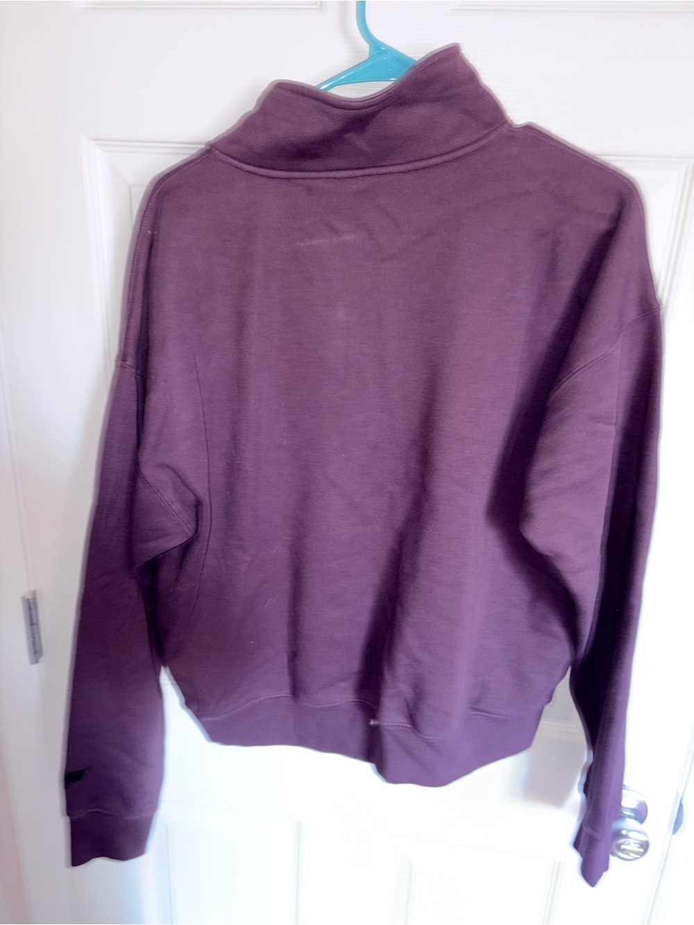 Fabletics Womens Sweater in Plum